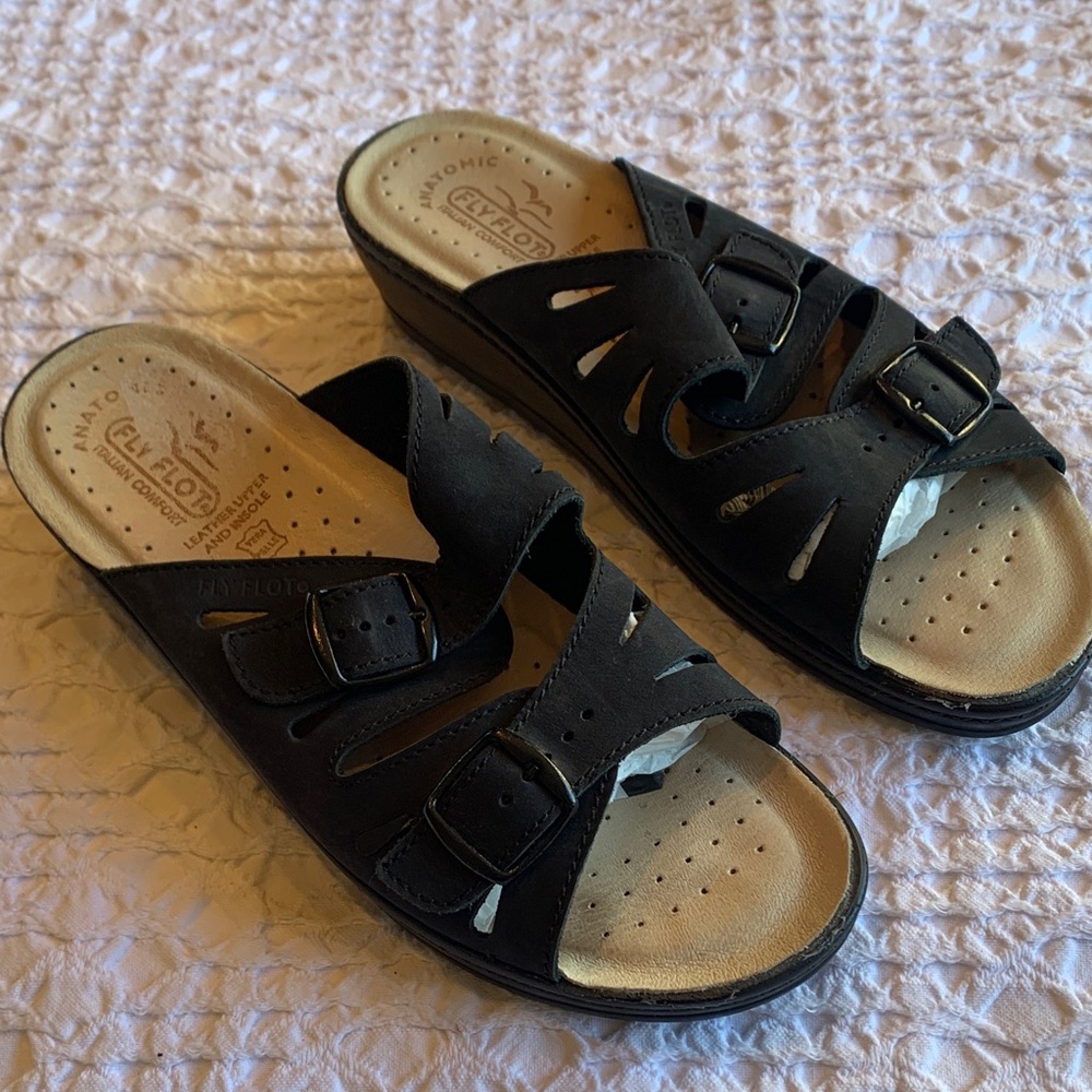 Floy Flot Women's Slip On Sandals - Picture 13 of 16